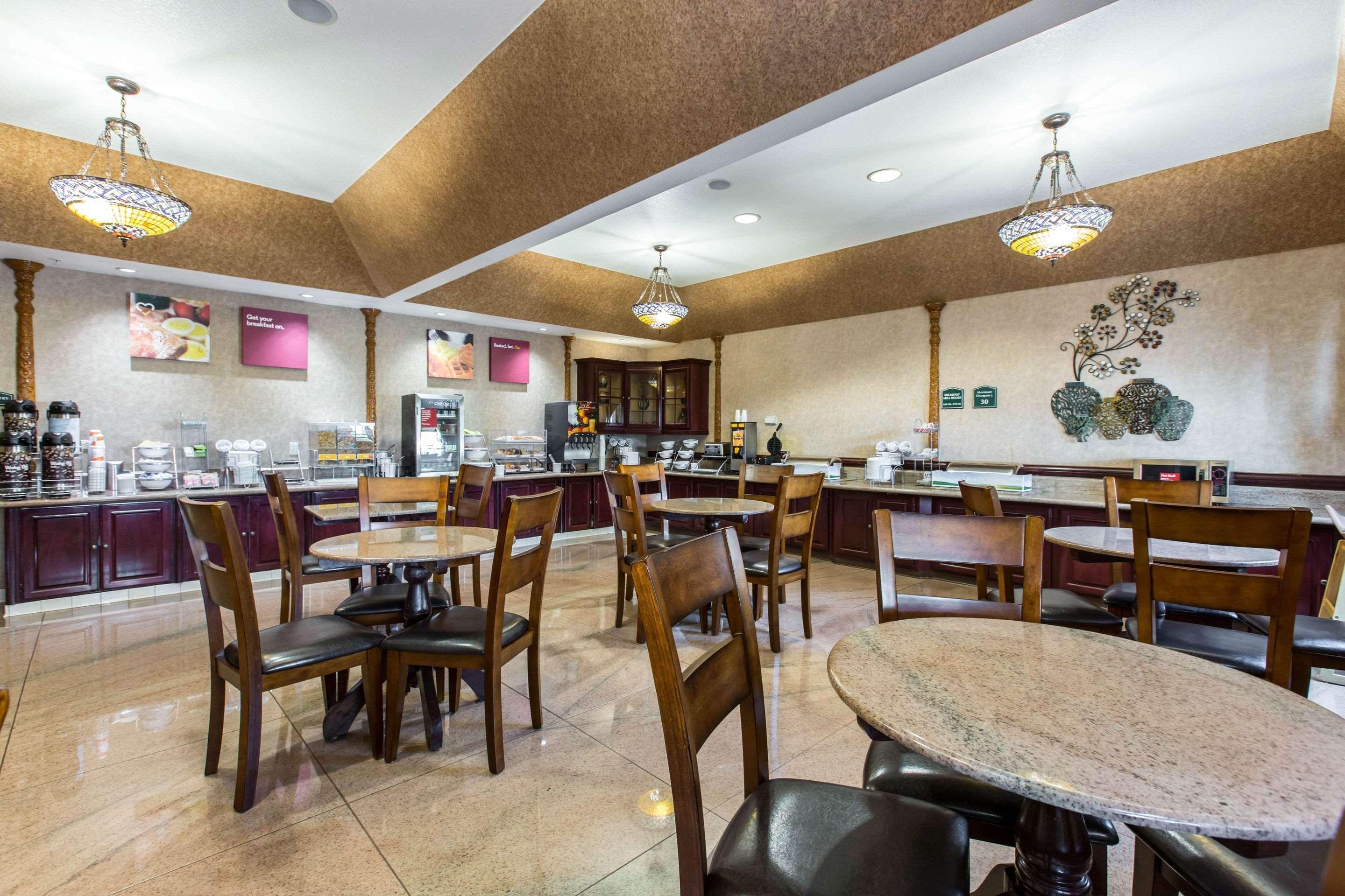 Hotel Citrus Loma Linda 3*