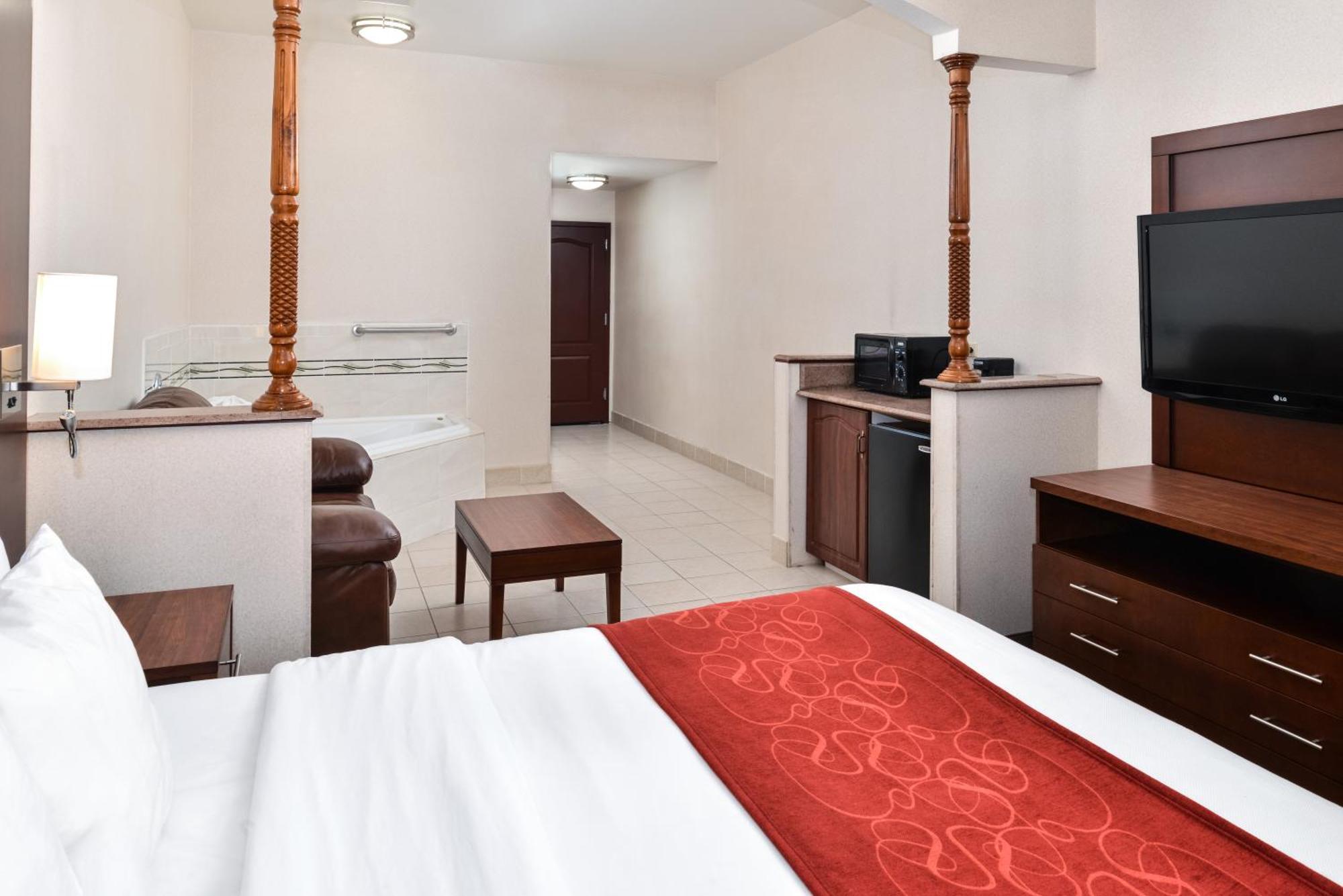 Hotel Citrus Loma Linda 3*